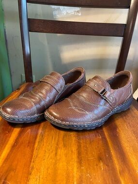 Earth Origins Brown Pebble Leather Comfort Slip On Loafers Decorative Strap 8